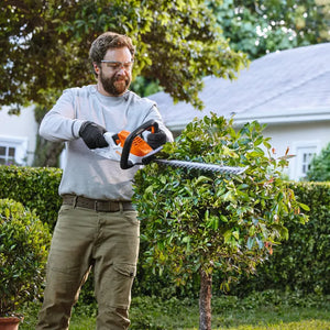 STIHL HSA 30 Battery Hedge Trimmer Kit (With Battery & Charger)